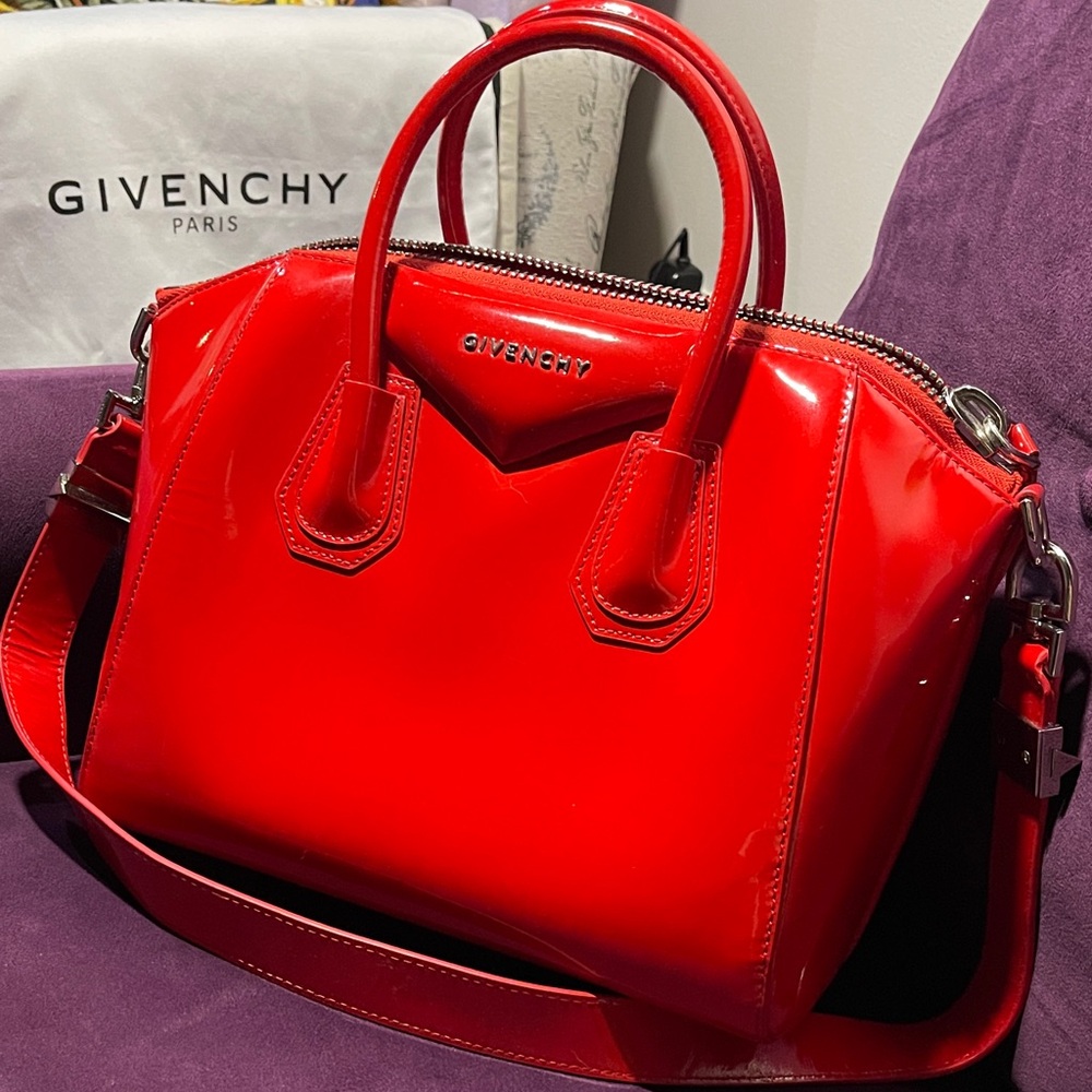 Sale🔥 Givenchy Antigona Glossy Red Leather 2 Way Shoulder Bag